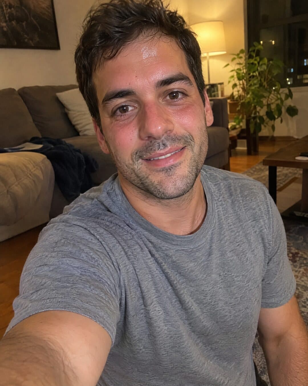 Face wall selfie, day 1